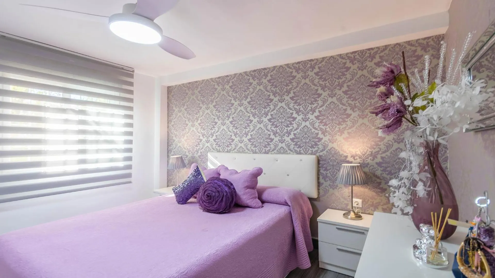La Magia Del Rosa En Cordoba Apartment 0*,  Spain