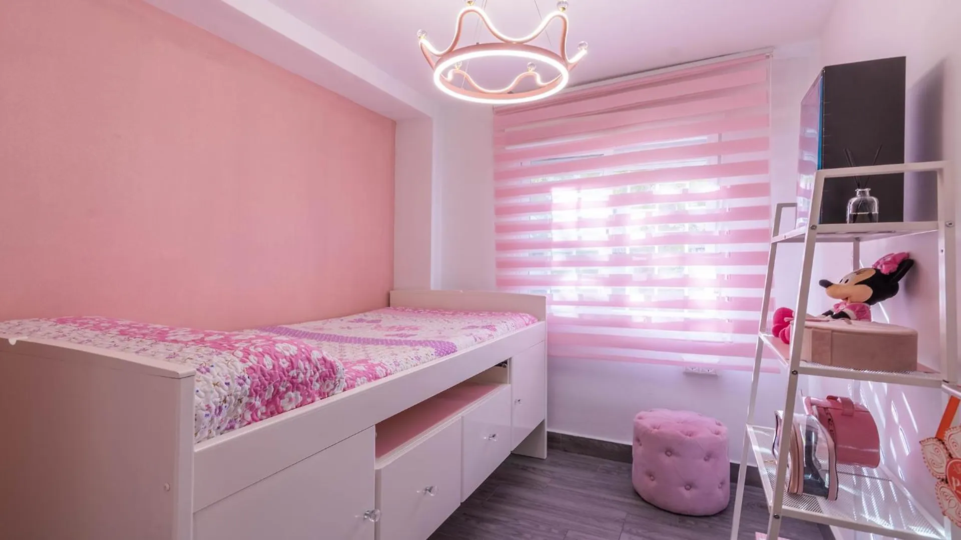 La Magia Del Rosa En Cordoba Apartment