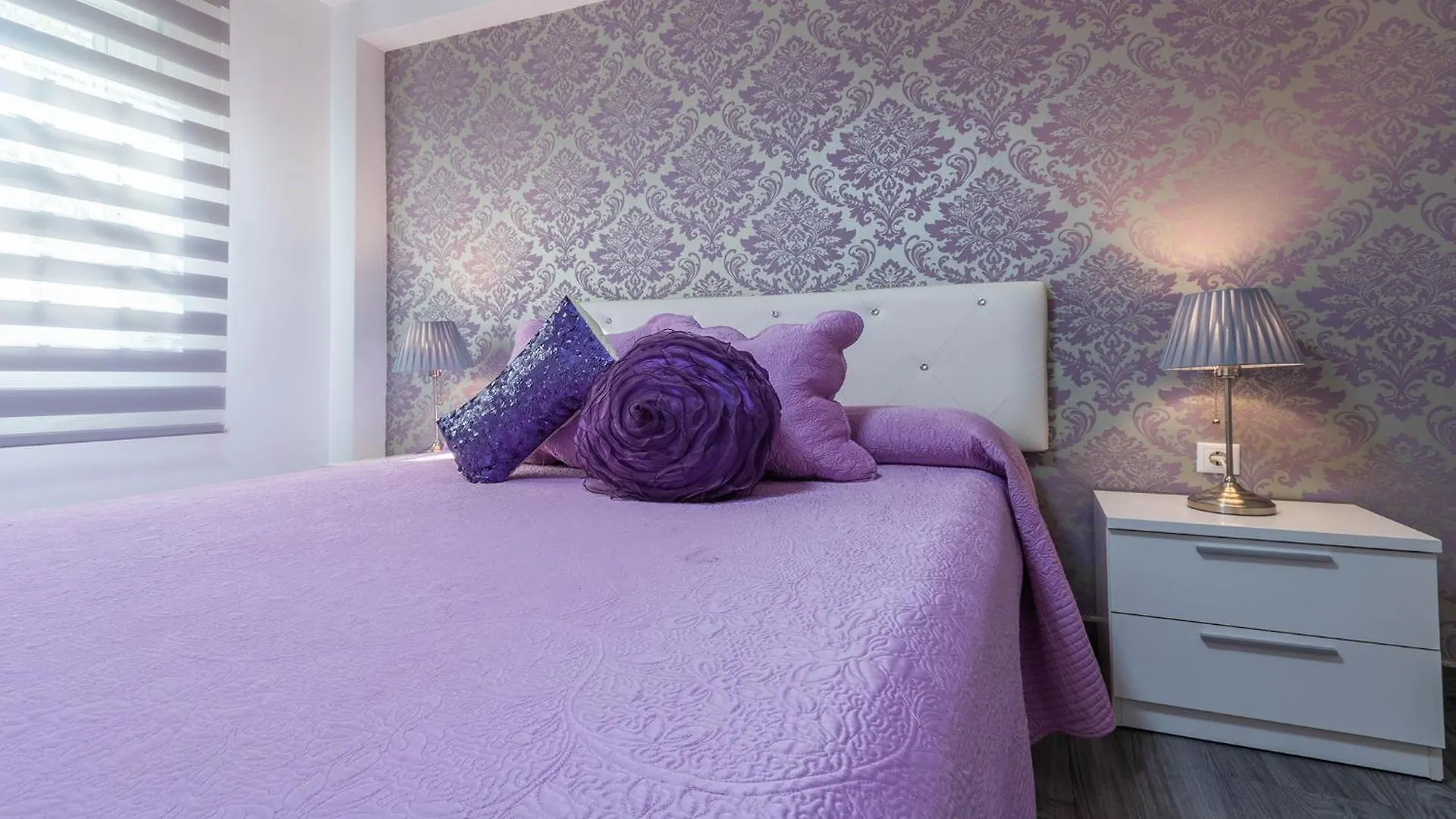 La Magia Del Rosa En Cordoba Apartment